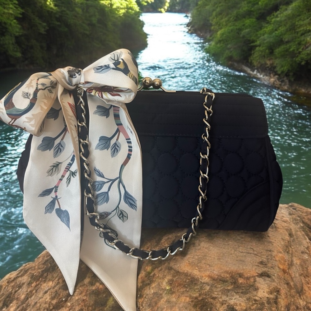Vera Bradley Quilted Kiss Lock Bag with Chain Strap - Picture 15 of 16